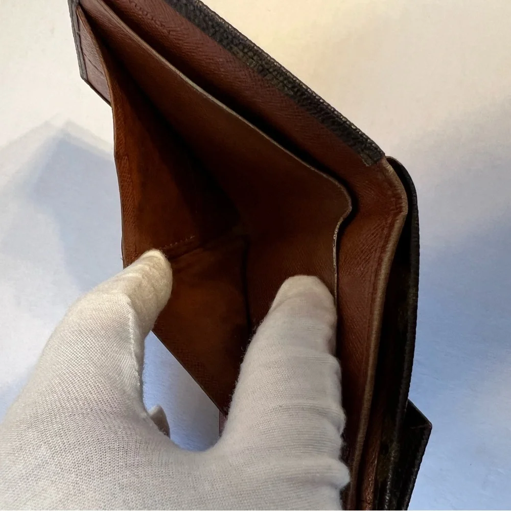 Louis Vuitton Elise Monogram Trifold‎ Wallet - Picture 11 of 14